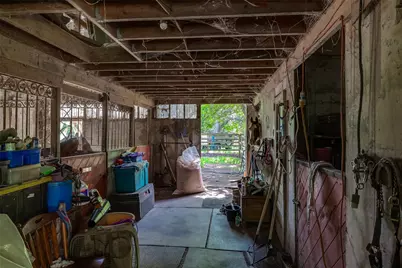 33 N Coleman Road, Centereach, NY 11720 - Photo 2