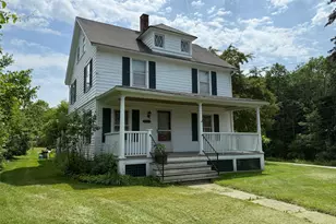 5842 S Elm Ave, Millerton, NY 12546 - Photo 4