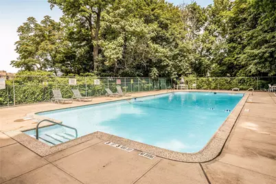 377 N Broadway #304, Yonkers, NY 10701 - Photo 12