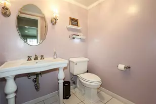 112 Ursula Dr, Roslyn, NY 11576 - Photo 32