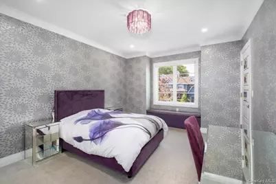 44 Parker Boulevard, Monsey, NY 10952 - Photo 14