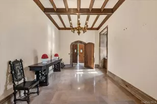 127 Horseshoe Rd, Mill Neck, NY 11765 - Photo 6