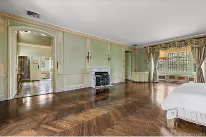 127 Horseshoe Road, Mill Neck, NY 11765 - Photo 38