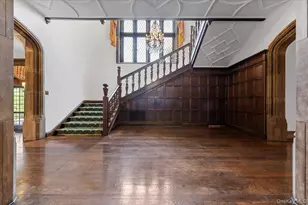 127 Horseshoe Rd, Mill Neck, NY 11765 - Photo 14