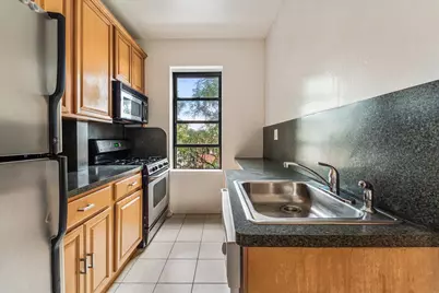 2137 33rd Street #3D, Astoria, NY 11105 - Photo 10