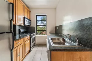 21-37 33rd St, Astoria, NY 11105 - Photo 10