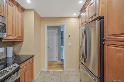 4 Margaret Drive, Nesconset, NY 11767 - Photo 10