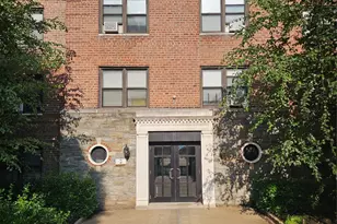 2 Fisher Dr, Mount Vernon, NY 10552 - Photo 2