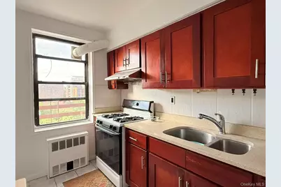 136-30 Sanford Avenue #6D, Flushing, NY 11355 - Photo 4