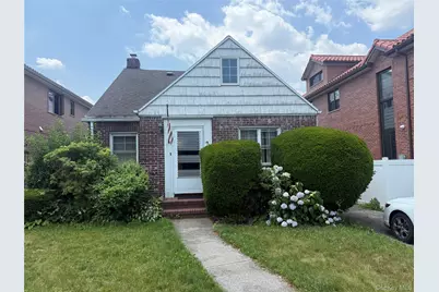 35-16 203 Street, Bayside, NY 11361 - Photo 4