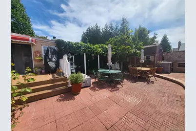 413 51st Street, Lindenhurst, NY 11757 - Photo 8