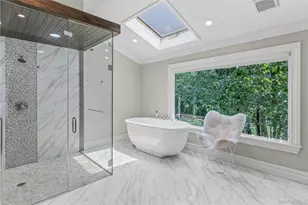 6 Fox Hunt Ct, Huntington, NY 11743 - Photo 22