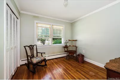 237 Oakwood Road, Huntington, NY 11743 - Photo 18