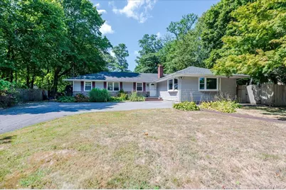 237 Oakwood Road, Huntington, NY 11743 - Photo 2