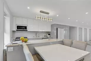 10025 Queens Blvd, Forest Hills, NY 11375 - Photo 6