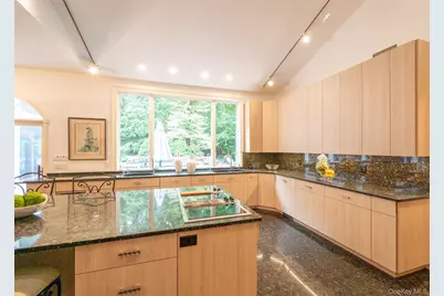 9 Swan Place, Nissequogue, NY 11780 - Photo 18