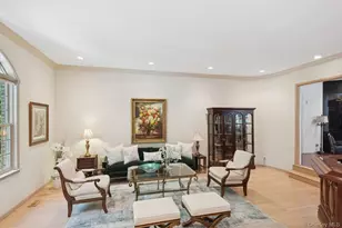 9 Swan Pl, Nissequogue, NY 11780 - Photo 10
