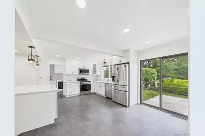 75 Lord Kitchener Road, New Rochelle, NY 10804 - Photo 20