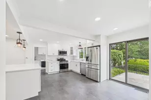 75 Lord Kitchener Rd, New Rochelle, NY 10804 - Photo 20