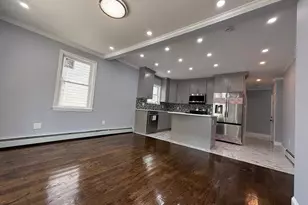 146-32 Huxley St, Rosedale, NY 11422 - Photo 8