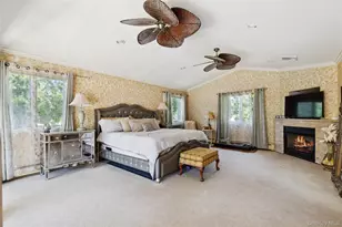 6 Cambridge Dr, Smithtown, NY 11787 - Photo 18