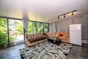 90 E Broadway, Roslyn, NY 11576 - Photo 6