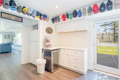 115 Highland Road, Southampton, NY 11968 - Photo 28