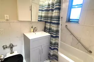 84-31 Van Wyck Expressway, Briarwood, NY 11435 - Photo 12