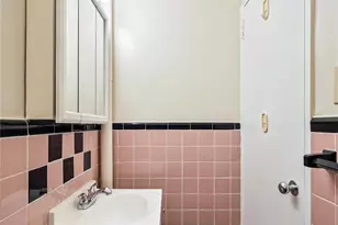 126 Church St, New Rochelle, NY 10805 - Photo 24