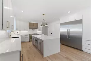 12 School House Ln, Syosset, NY 11791 - Photo 10