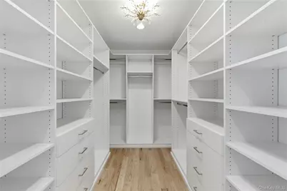 12 School House Lane, Syosset, NY 11791 - Photo 24