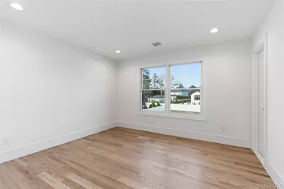 12 School House Lane, Syosset, NY 11791 - Photo 28