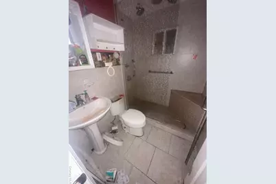 190 Burlington Avenue, Deer Park, NY 11729 - Photo 18