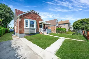 216-09 104th Ave, Queens Village, NY 11429 - Photo 2