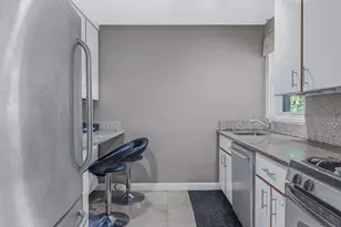 42-30 Douglaston Pkwy, Douglaston, NY 11363 - Photo 6