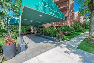 42-30 Douglaston Pkwy, Douglaston, NY 11363 - Photo 2