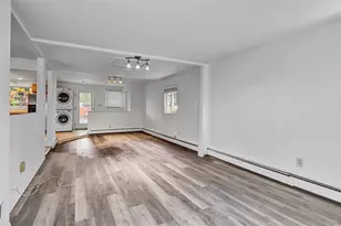 361 Twin S Ln, Wantagh, NY 11793 - Photo 6