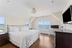 9 Shinnecock Rd, East Quogue, NY 11942 - Photo 18