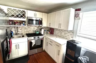 11 Duryea Pl, Lynbrook, NY 11563 - Photo 12