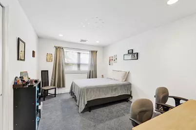 97 Burnham Avenue, Roslyn Heights, NY 11577 - Photo 18
