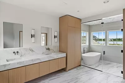 551 Main Street, Quiogue, NY 11978 - Photo 30