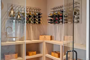 551 Main St, Quiogue, NY 11978 - Photo 10