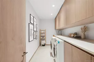 551 Main St, Quiogue, NY 11978 - Photo 16