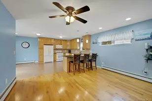 107E Edgewater Park, Bronx, NY 10465 - Photo 6