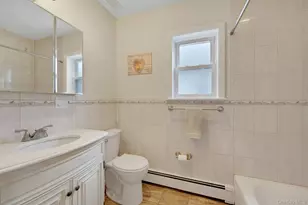 107E Edgewater Park, Bronx, NY 10465 - Photo 12