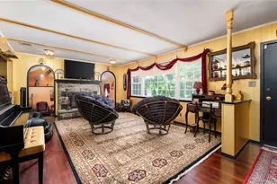 11 Quaker Path, Stony Brook, NY 11790 - Photo 6