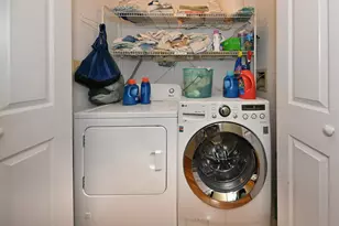 17 E Stemmer Ln, Suffern, NY 10901 - Photo 24