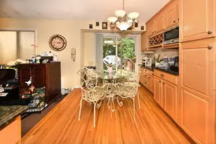 17 E Stemmer Ln, Suffern, NY 10901 - Photo 14