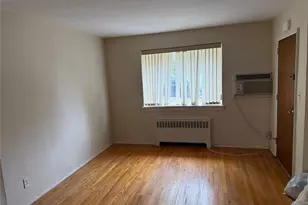 57-03 Marathon Pkwy, Little Neck, NY 11362 - Photo 16