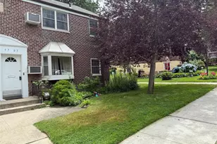 57-03 Marathon Pkwy, Little Neck, NY 11362 - Photo 20